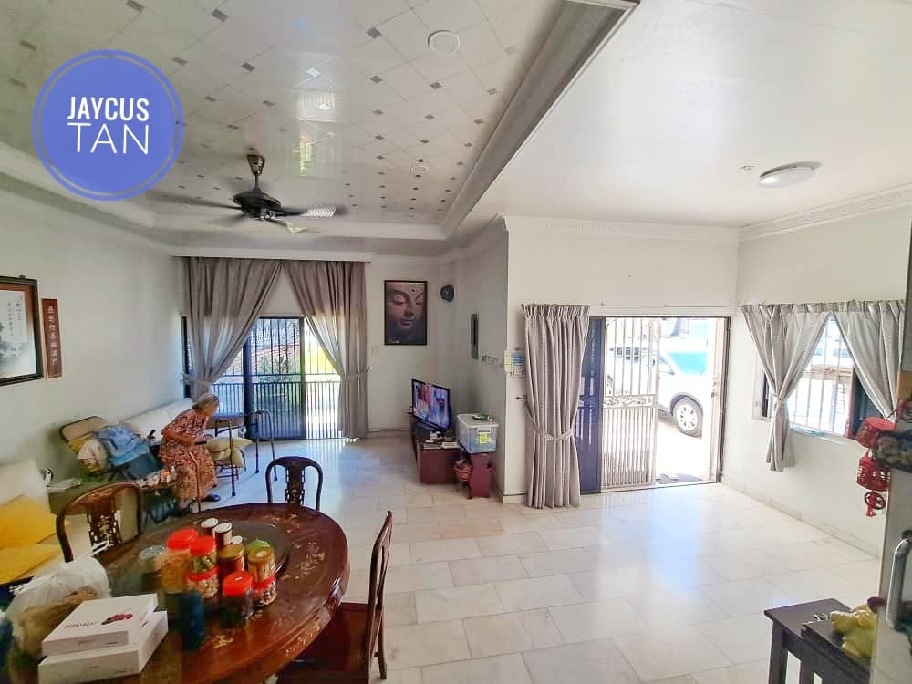 PT Jalan Kebun Bunga RM1-78Mil - photo 9