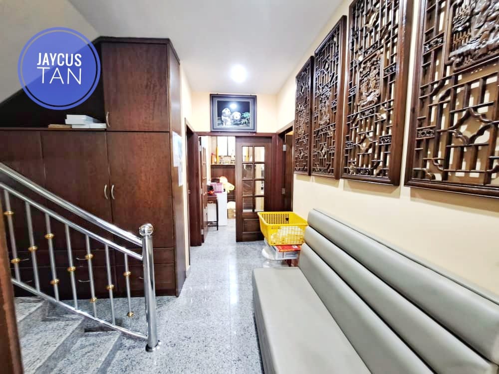 Lorong Air Terjun RM2Mil - photo 9
