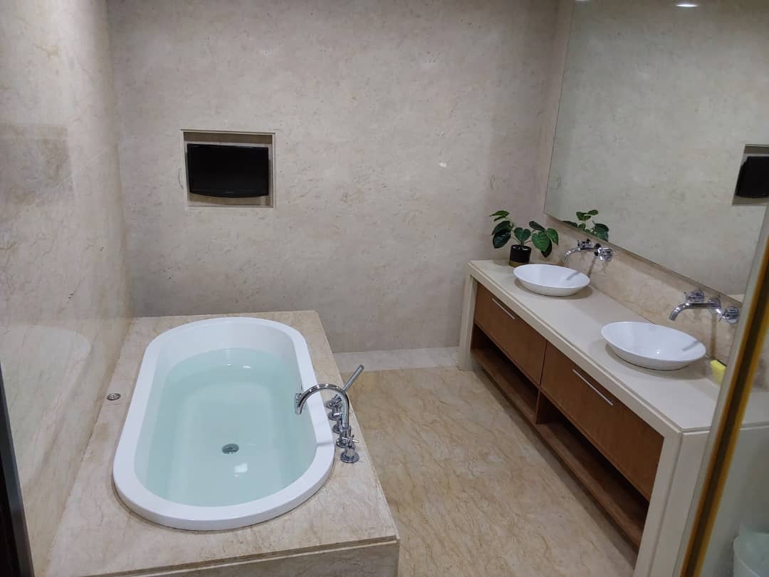 The Suites Waterside Straits Quay Rm1-3Mil - photo 3