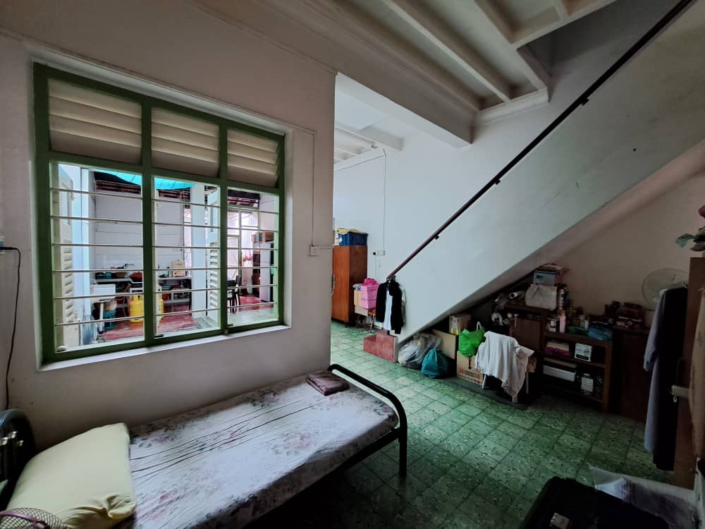 PG Jalan Kebun Nyiur RM950K - photo 5