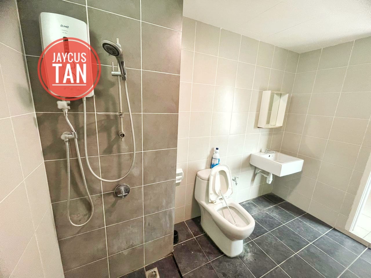 M Arena Residence RM2200 - photo 5
