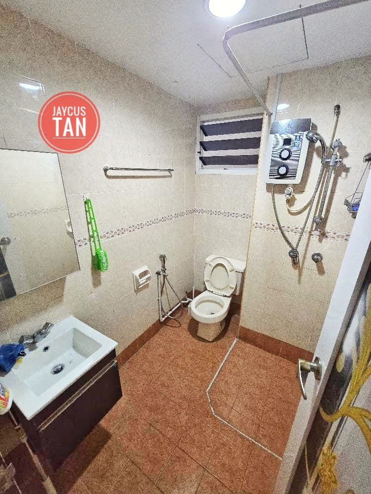 M Gurney Park Condominium RM2200 - photo 6