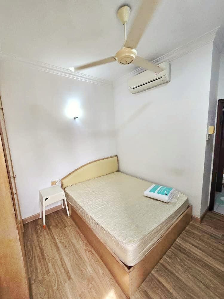 PG Gurney Park Condominium RM2200 - photo 5