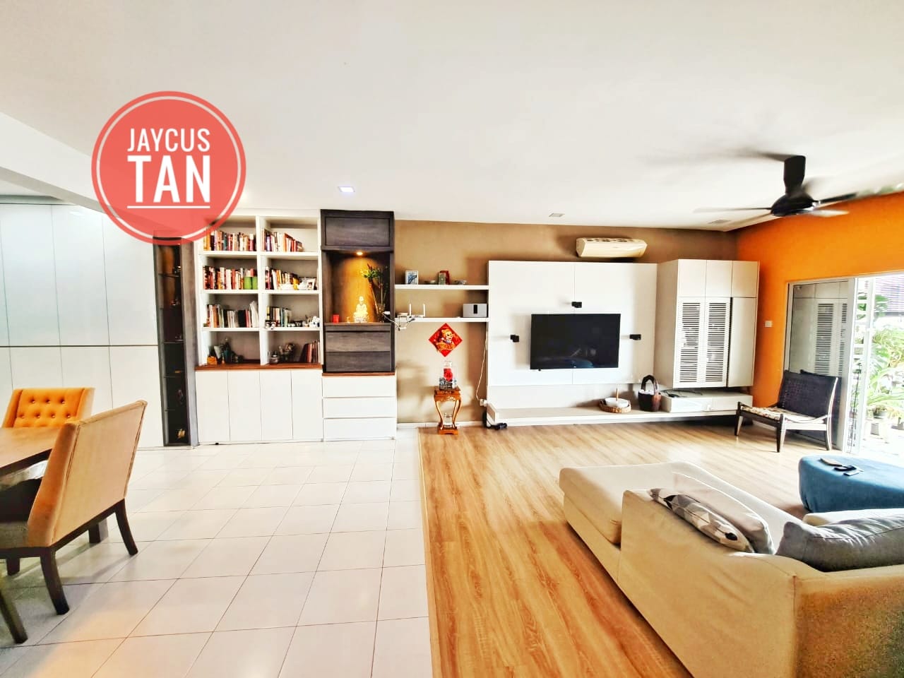 M 1-SKY Condo - photo 2