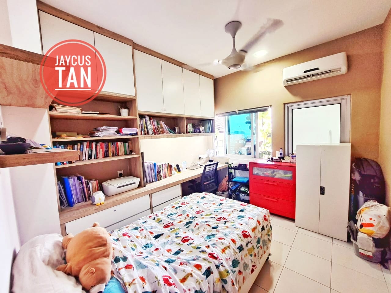 M 1-SKY Condo - photo 5