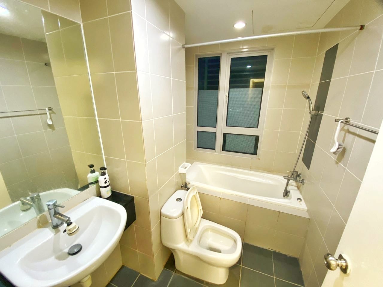 PG The Peak Residence - photo 5