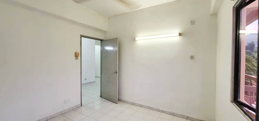PG Taman Desa Relau 2 at Relau - photo 6
