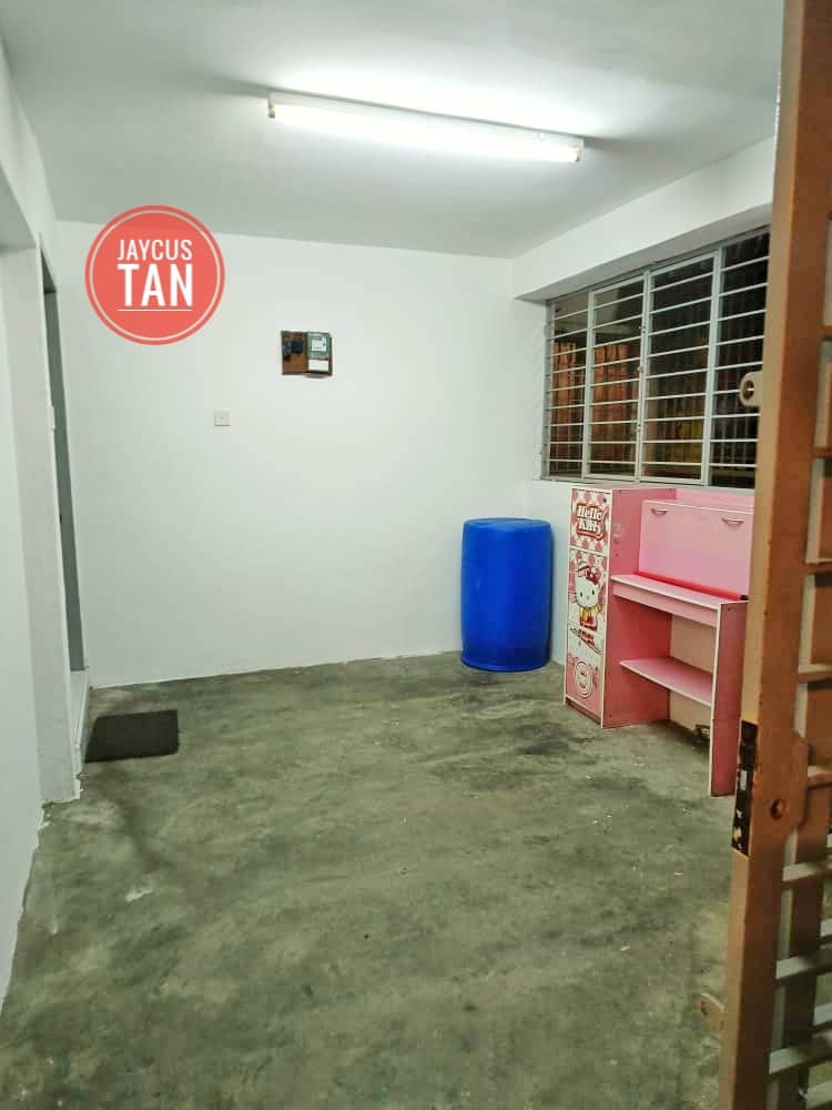 M Taman Kristal Apartment RM1000 - photo 3