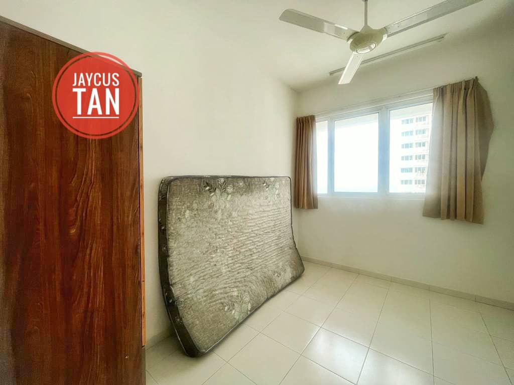 M I-Santorini at Tanjung Tokong - photo 4