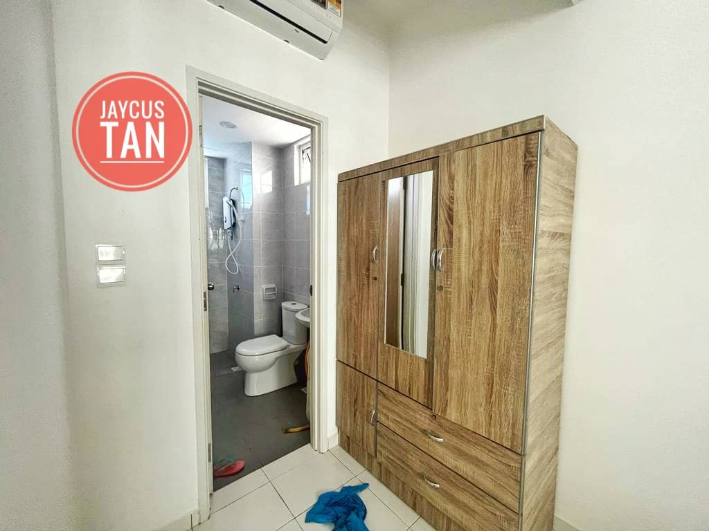 M I-Santorini at Tanjung Tokong - photo 5