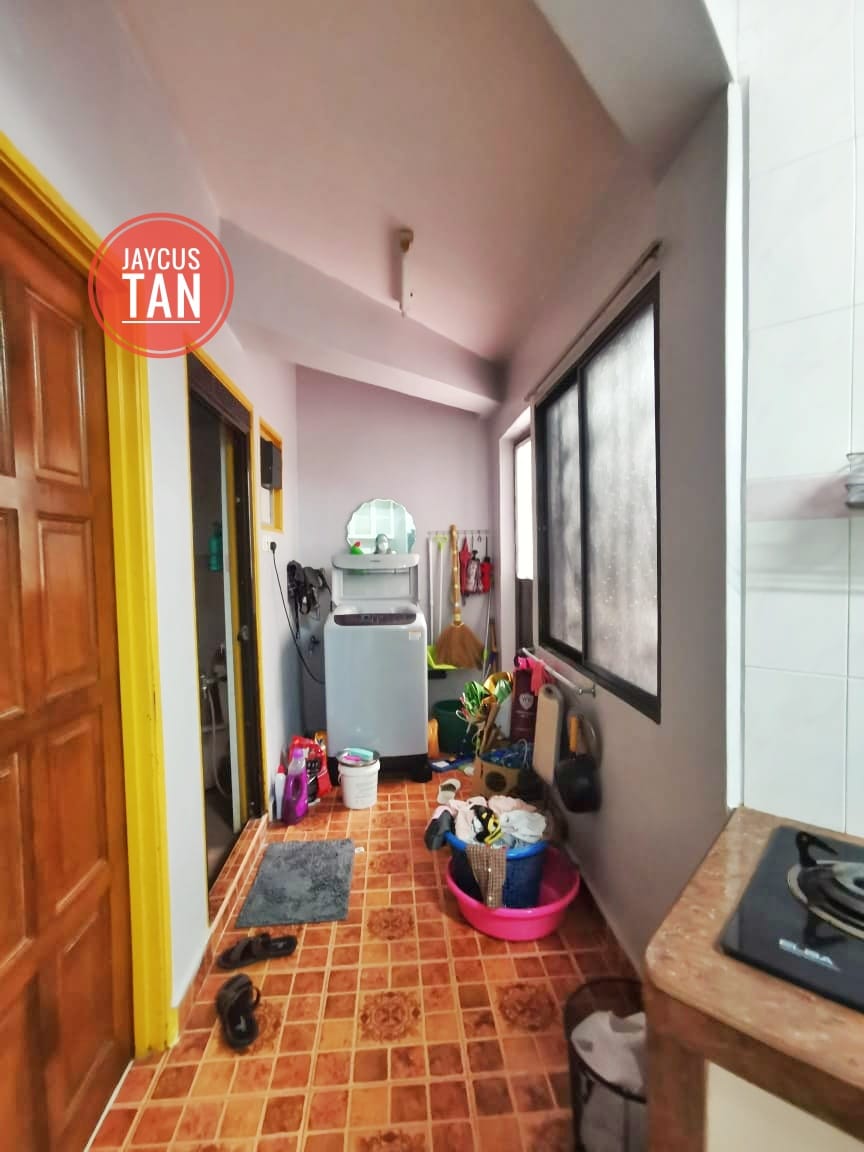 M Indah Kota Apartment - photo 4