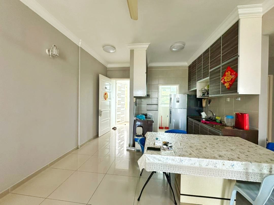 PG The Peak Residence - photo 4