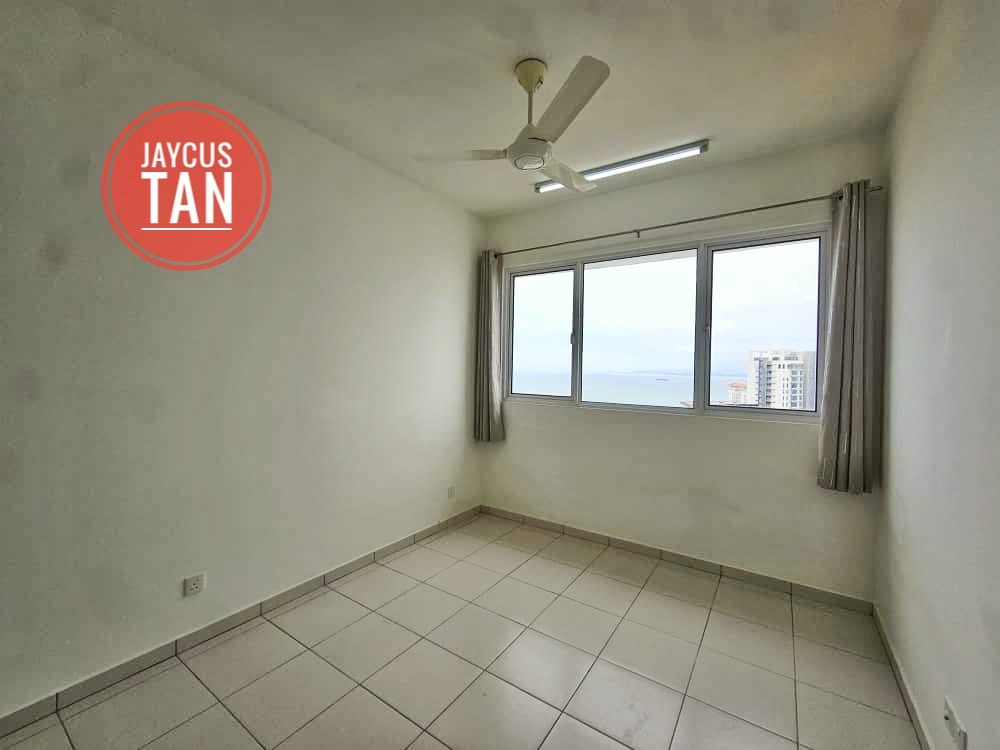 M I-Santorini at Tanjung Tokong - photo 3