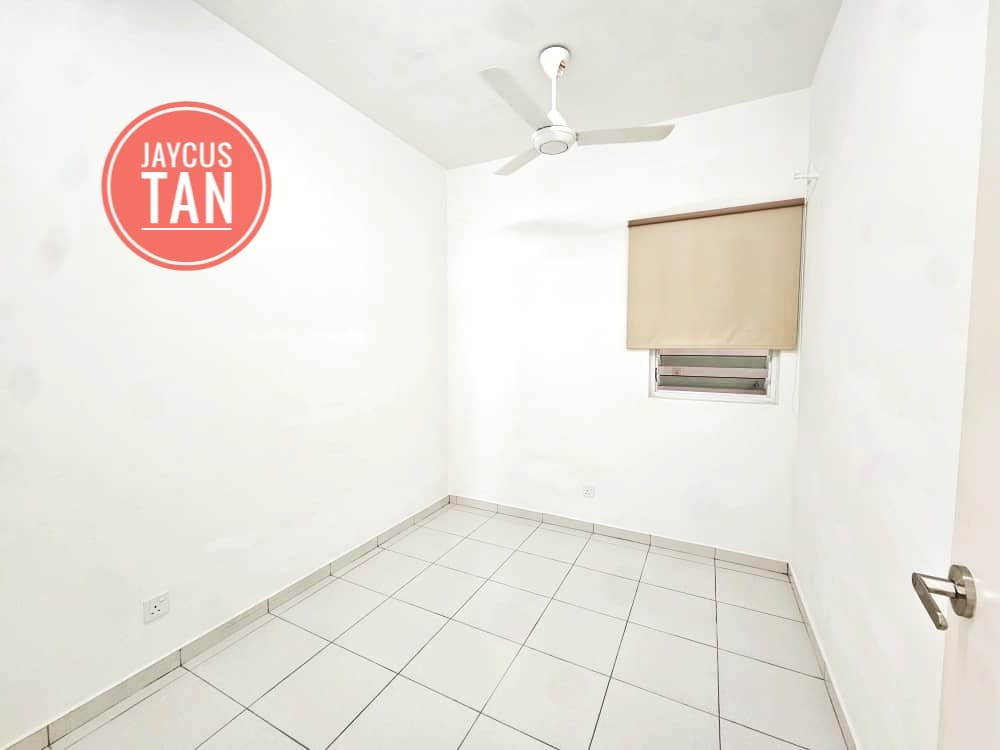 M I-Santorini at Tanjung Tokong - photo 4