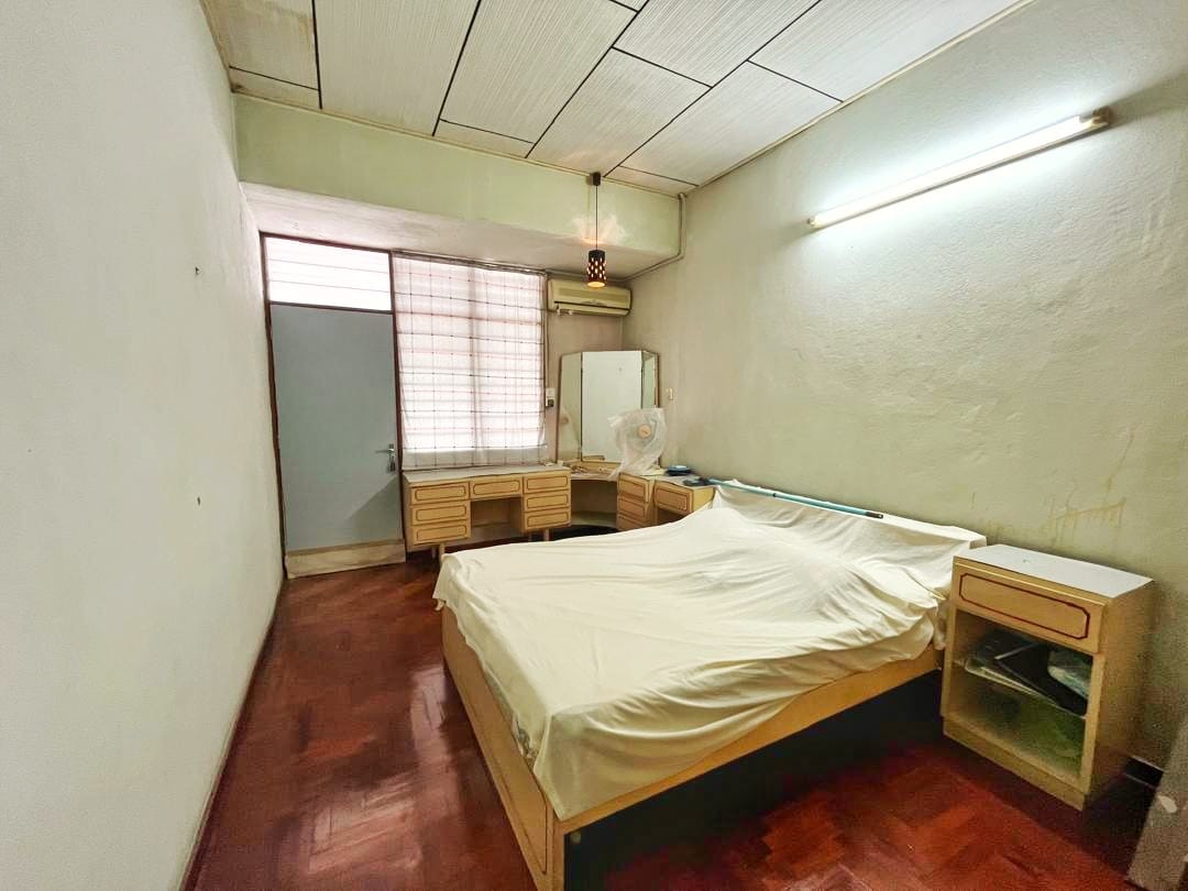 PG Jalan Taman Greenview Renovate at Greenland - photo 10