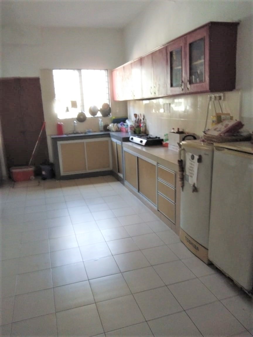 Seksyen 17 PJ Double Storey House by Jayden - photo 3