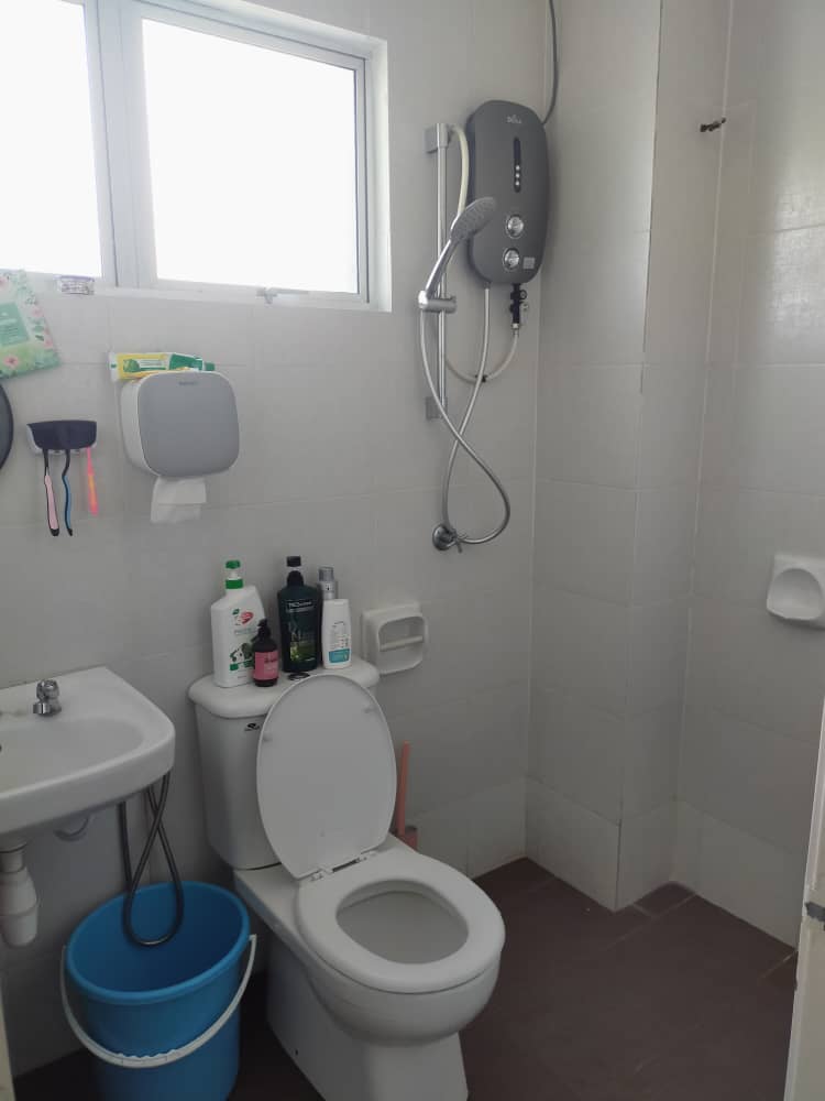 Lake Residence Town House Upper Unit - photo 6