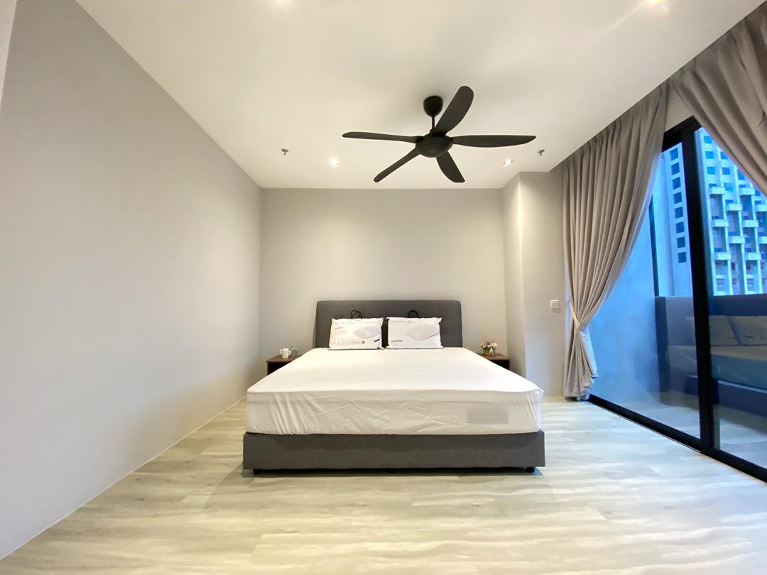 Lumi Tropicana Condo Fully Furnished By Serene - photo 5