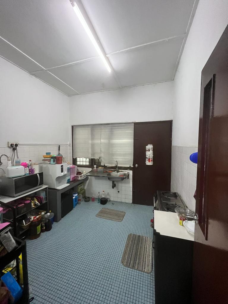 Single Storey Terrace SS 5 Kelana Jaya PJ - photo 2