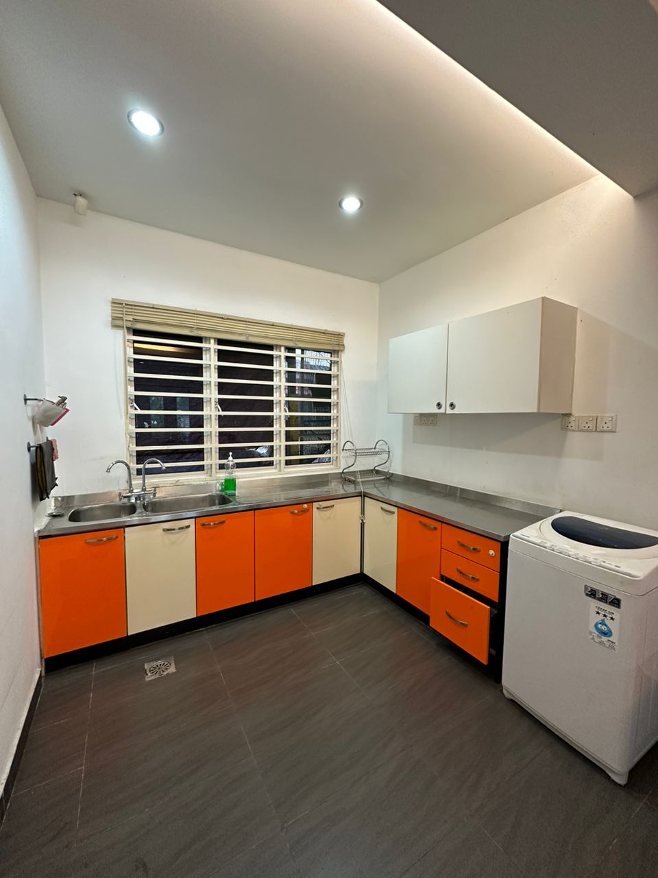 Double Storey Terrace House at USJ 6 By Angeline - photo 2