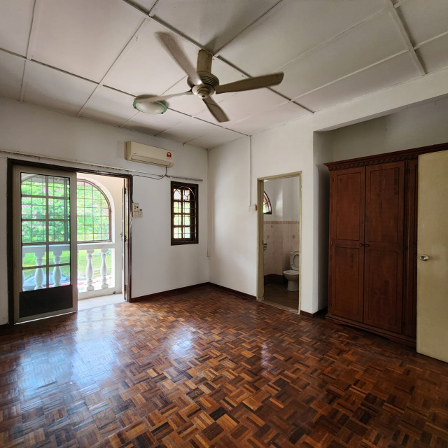 Double Storey Terrace House Wawasan 3 Puchong Jaya - photo 6