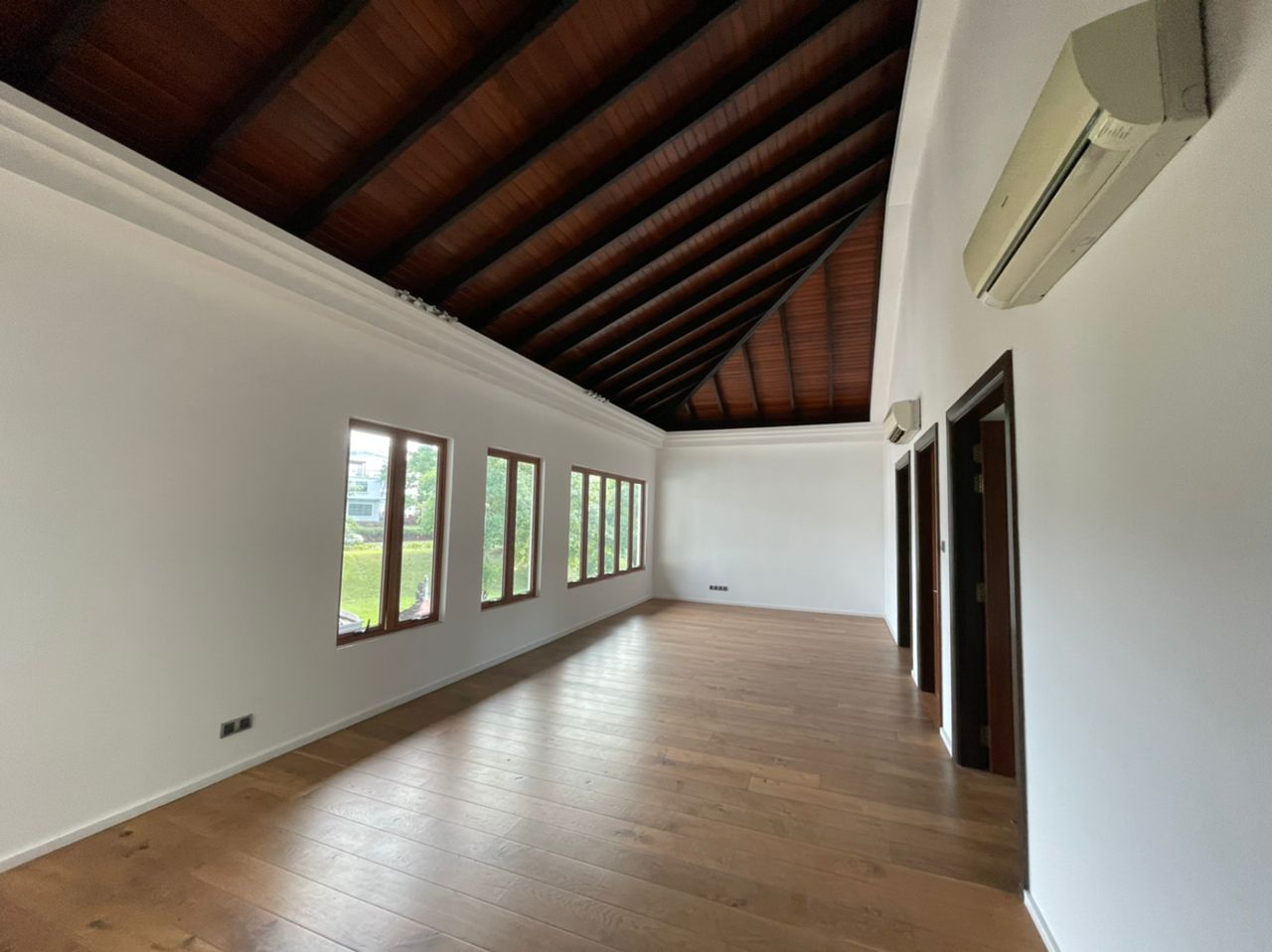 3 Storey Bungalow at The Mines Resort By Angeline - photo 3