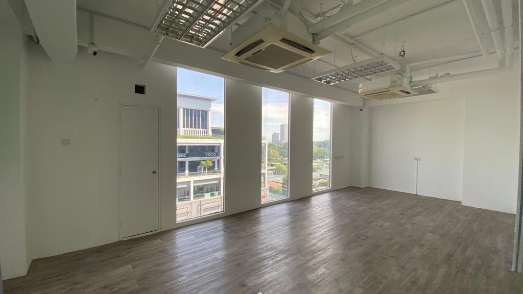 Sky Park One City USJ Office By Jay Ng - photo 6