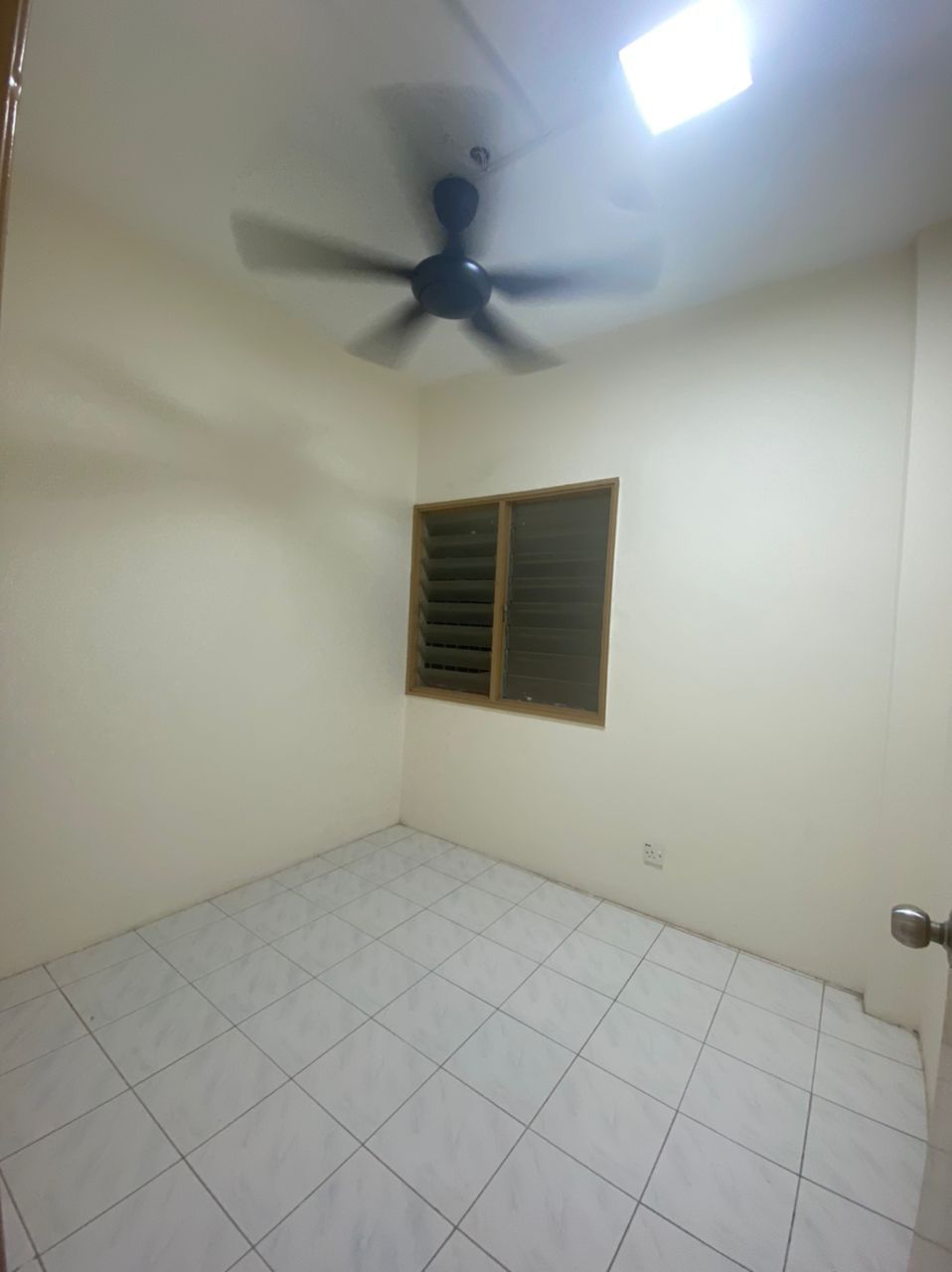 Indah Condominium for Rent By Angeline - photo 5