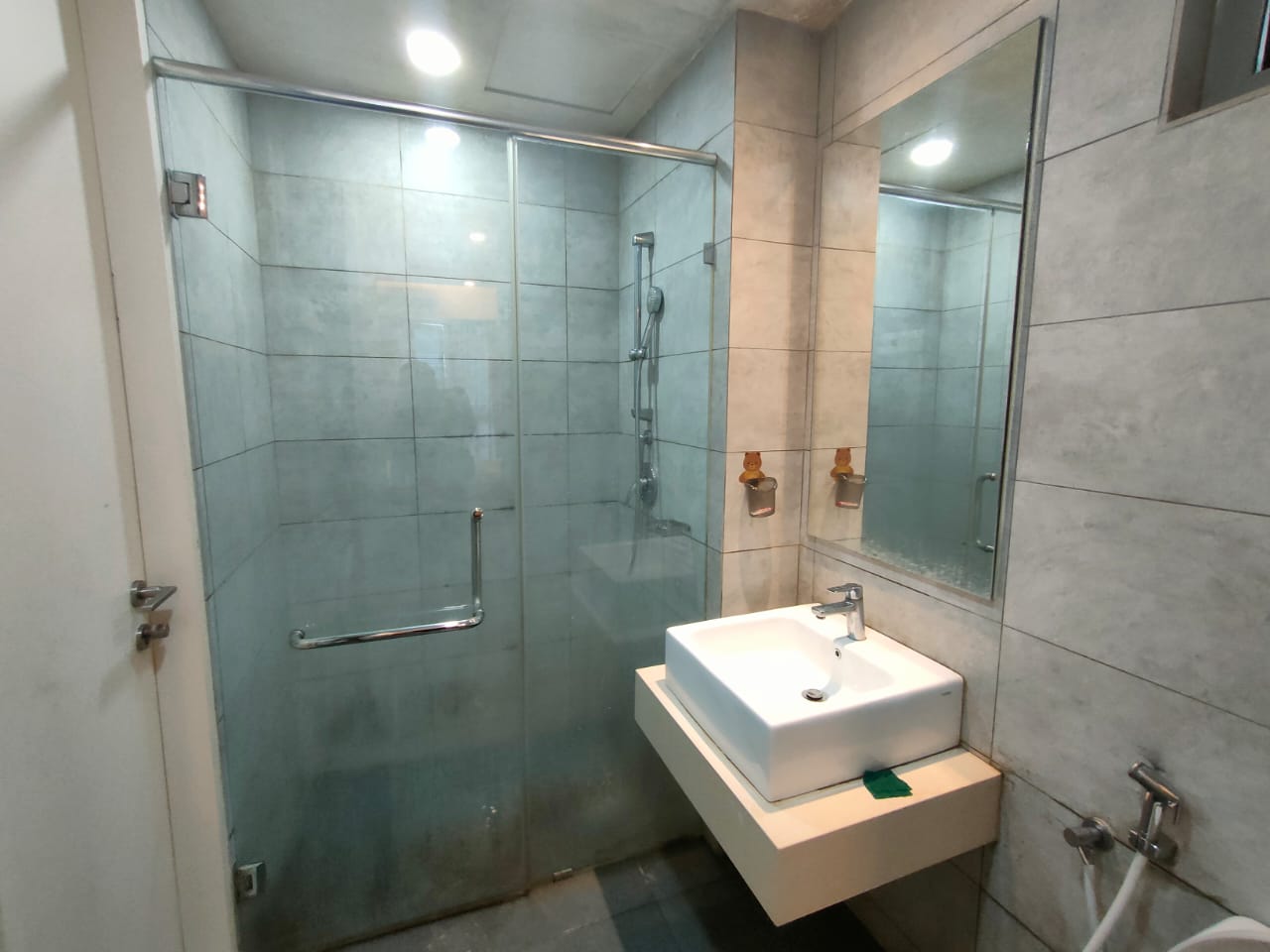 Cascades Residency 1 Bedroom For Sale By Yeevy - photo 5