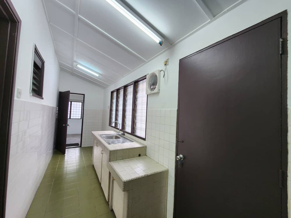 Single Storey Bandar Sri Damansara for Rent By Ang - photo 5