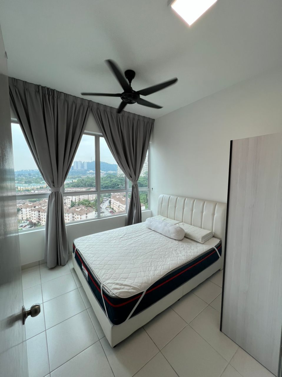 The Zizz Residences for Rent By Angeline - photo 2