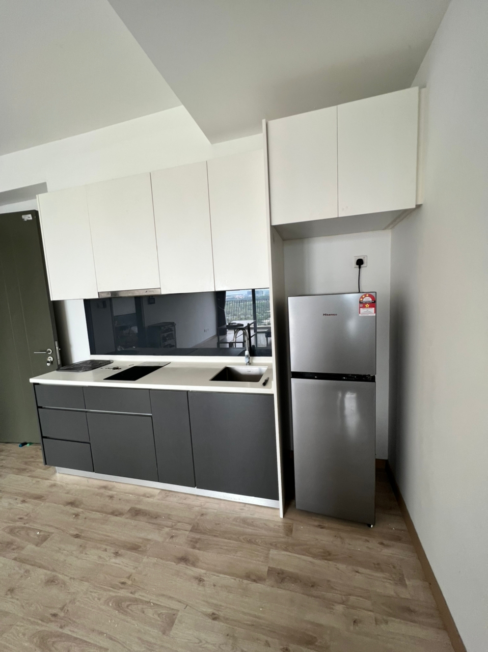 Emporis Residence RM2500 By Jay Ng - photo 2