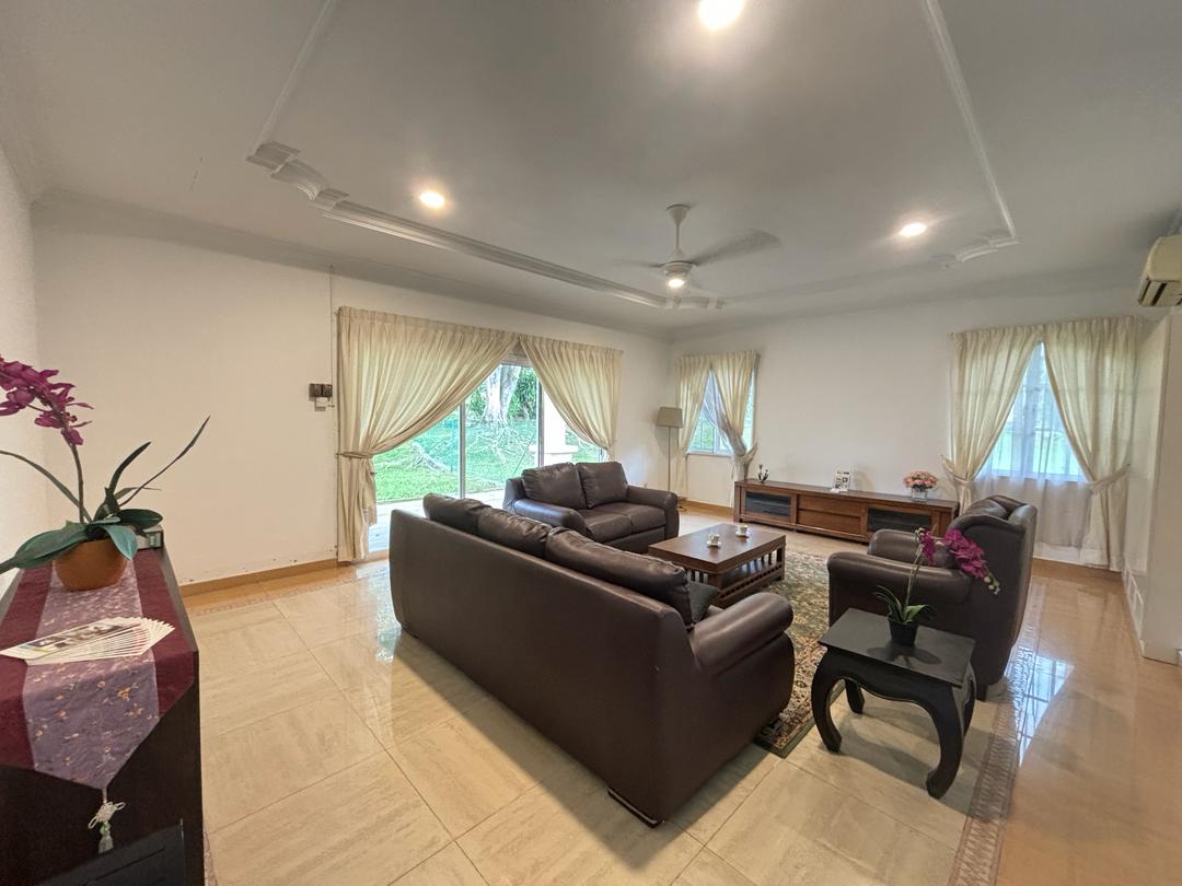 Beverly Row Bungalow IOI Resort City By Jay Ng - photo 2