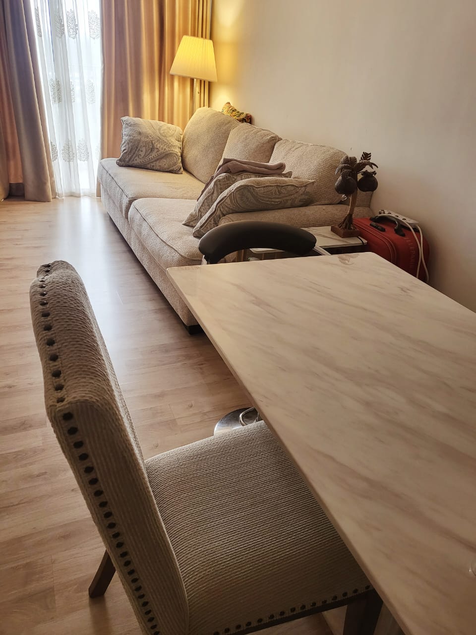 Emporis Residence Master Room By Jay Ng - photo 2