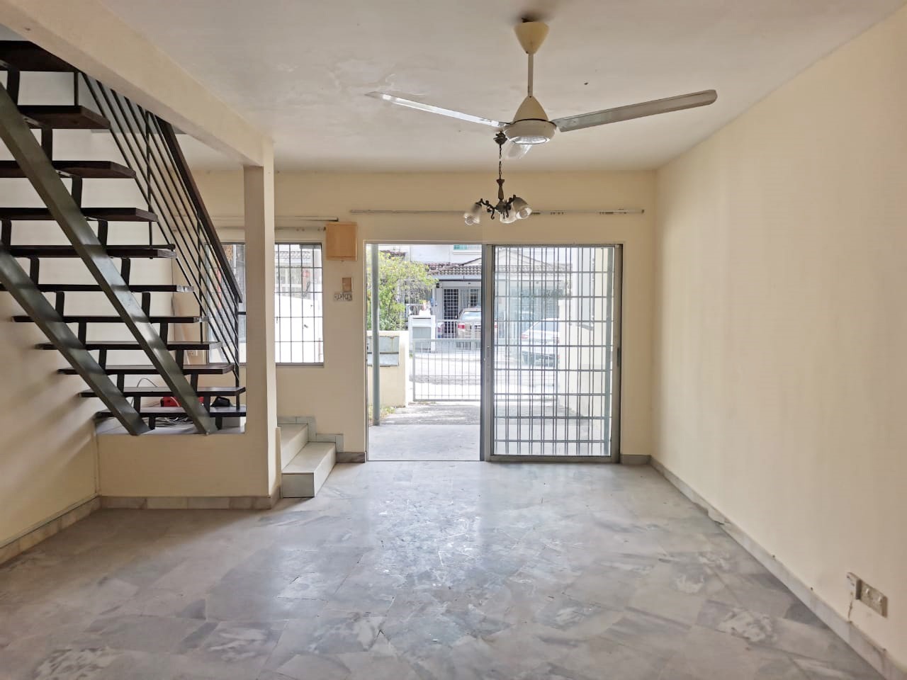 2 Storey Jalan Merbuk By Jay Ng - photo 2