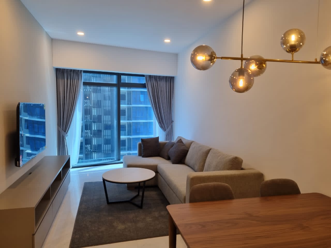 EATON RESIDENCES 2B - photo 2
