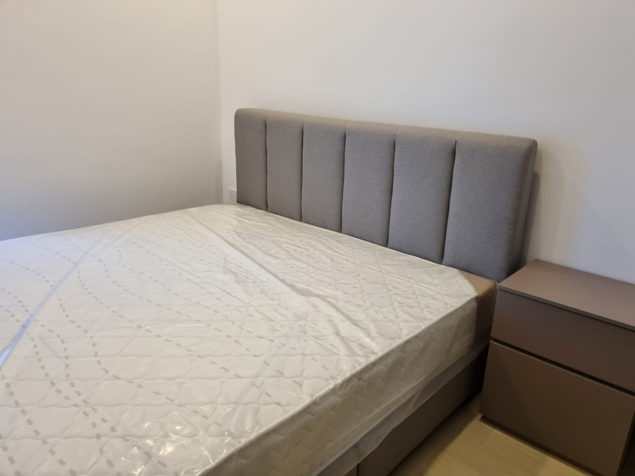EATON RESIDENCES 2B - photo 4