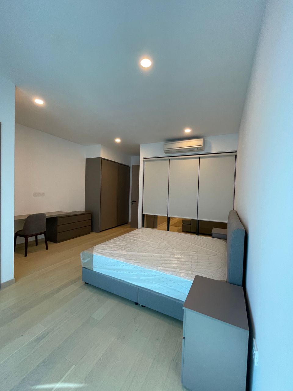 EATON RESIDENCES 1B - photo 5