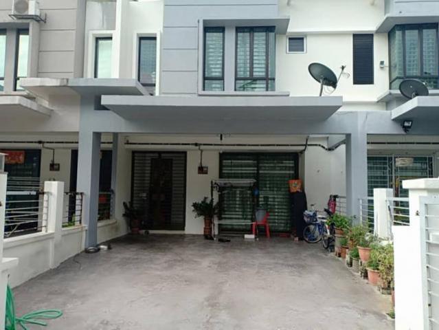 Double Story Puchong Jalan Putra Impiana -Nicholas
