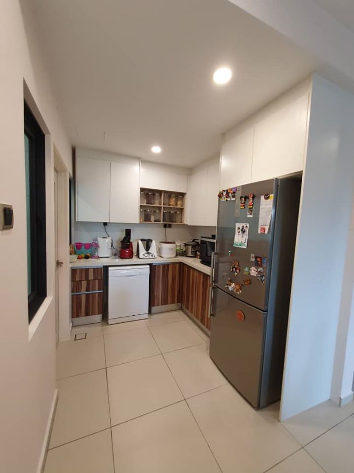 Green Residence Cheras 1127sf 3R2B FF -Nicholas