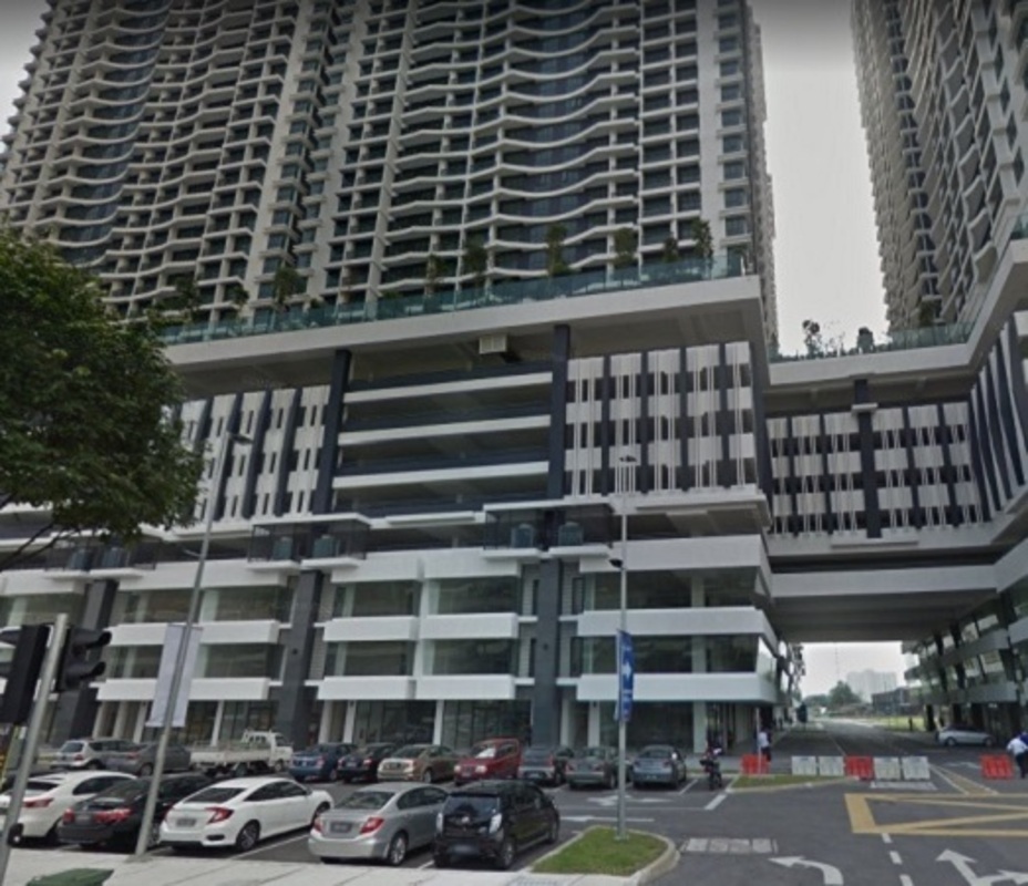 Kl Traders Square 1059sf 3R2B FF- Jeffrey