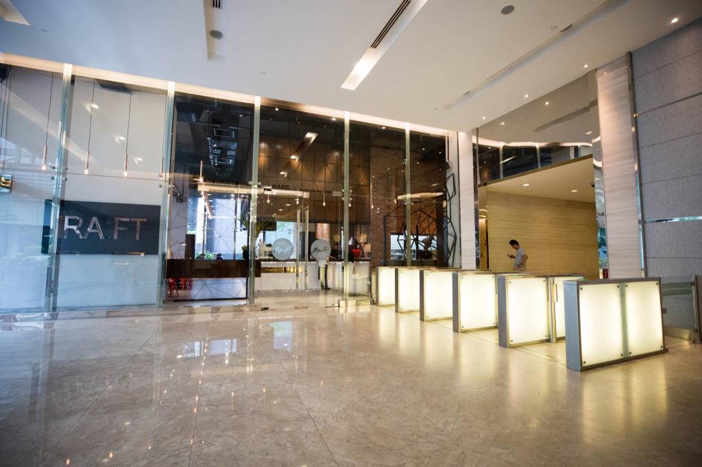 Binjai 8 1347sf Shop UN - Grace