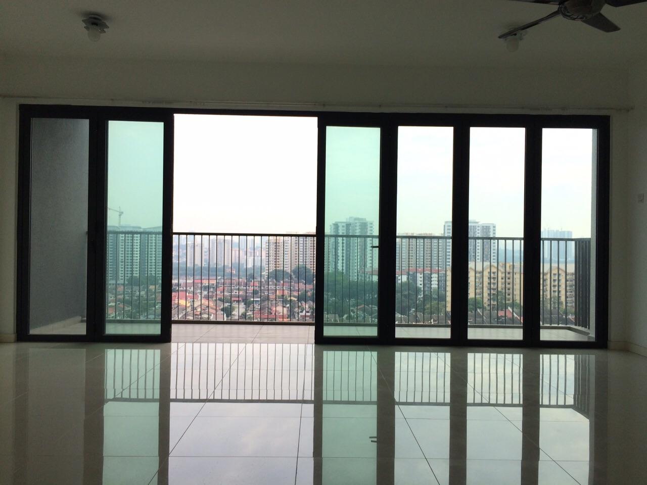 G RESIDENCE 1087sf 2R2B2CP PF - JESSLYN