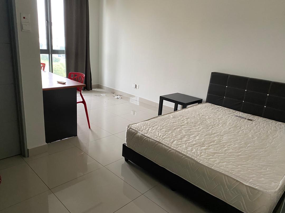 Senza Residence 2300sf 5R5B FF-Lenc