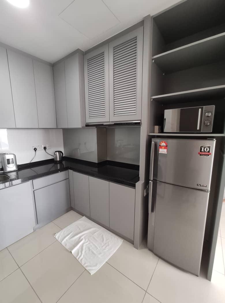 Nadi Bangsar 689sf 1B1R AP PF - Grace