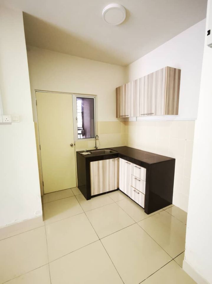 Maxim Residence 825sf 2R2B1cpPF - Grace - photo 1