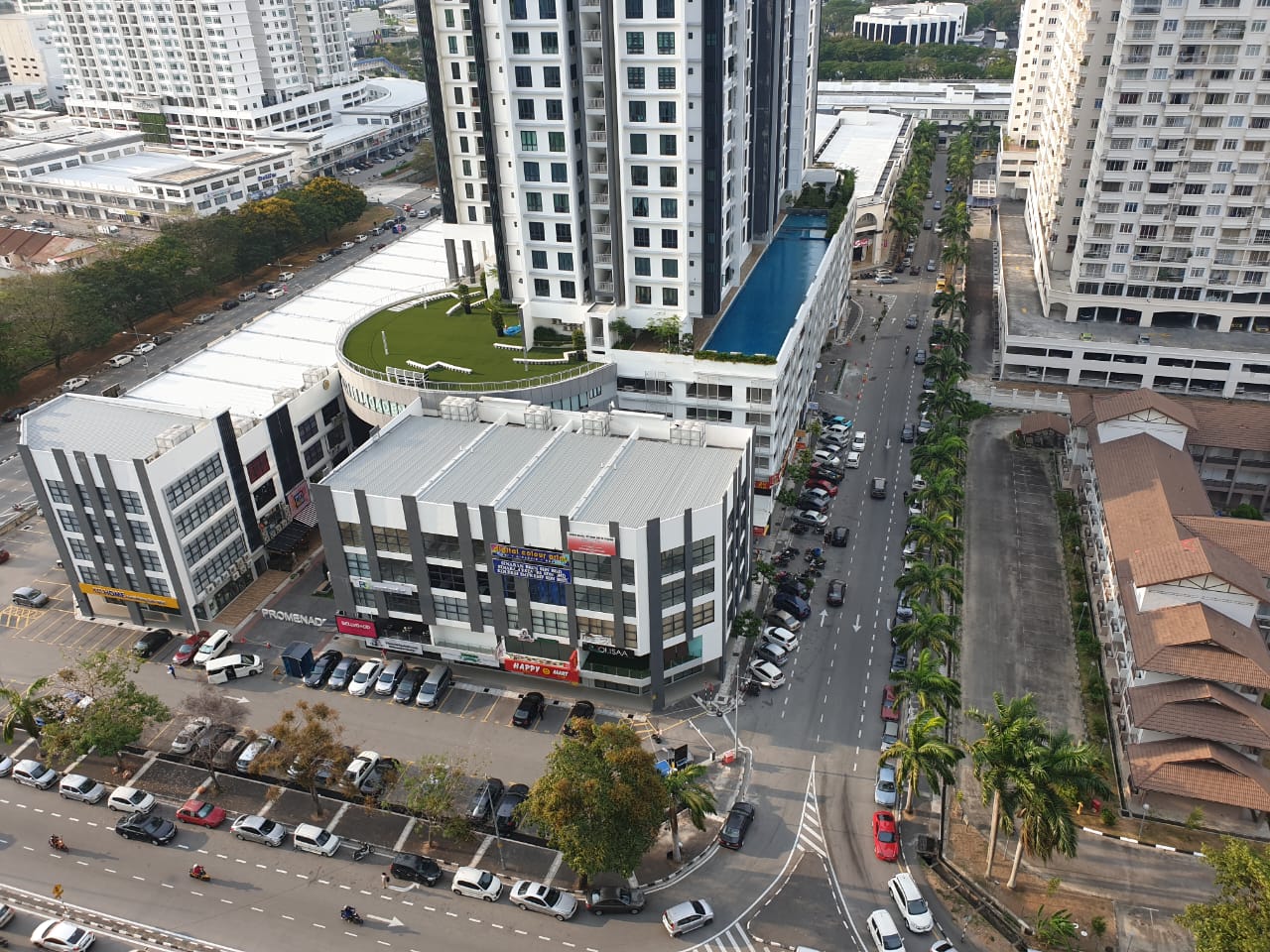 Elit Heights Condo FOR SELL With Tenant - photo 3