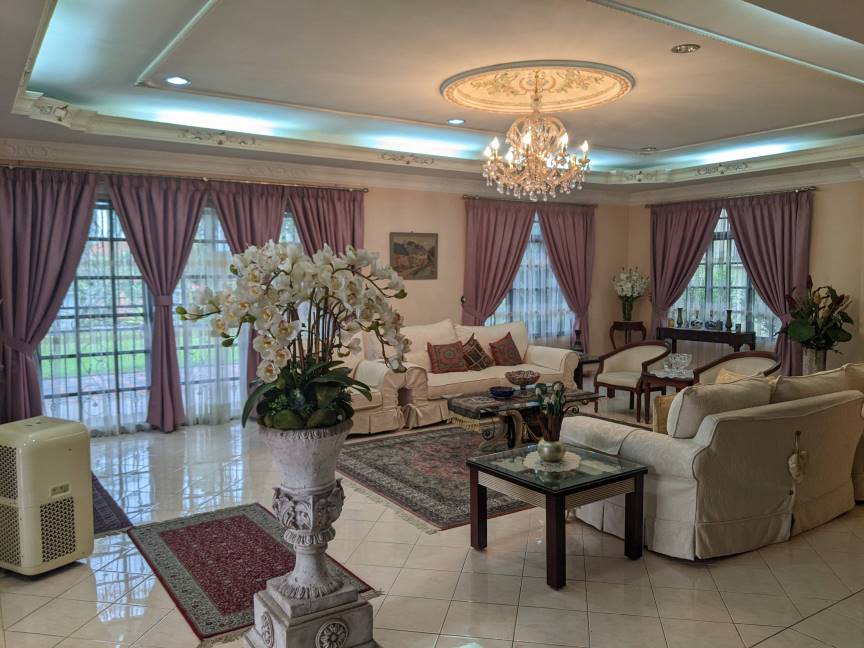 Well kept bungalow with huge lawn in Mutiara Bangi - photo 9