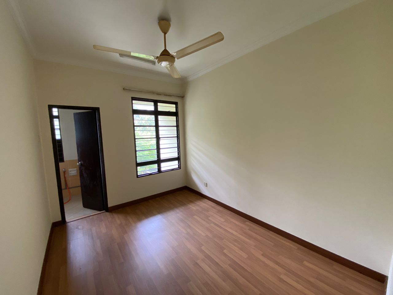BK5E, Hening 2 and half sty for sale - photo 10