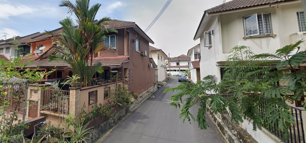 Taman Bukit Kinrara - photo 2